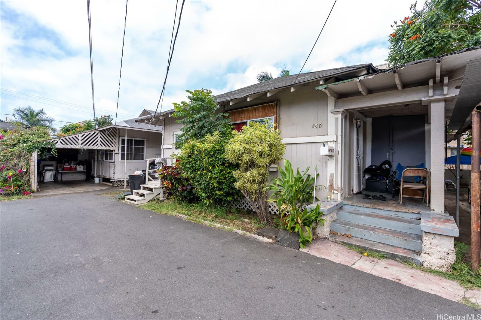 Property Photo:  35-D S Kuakini Street  HI 96813 