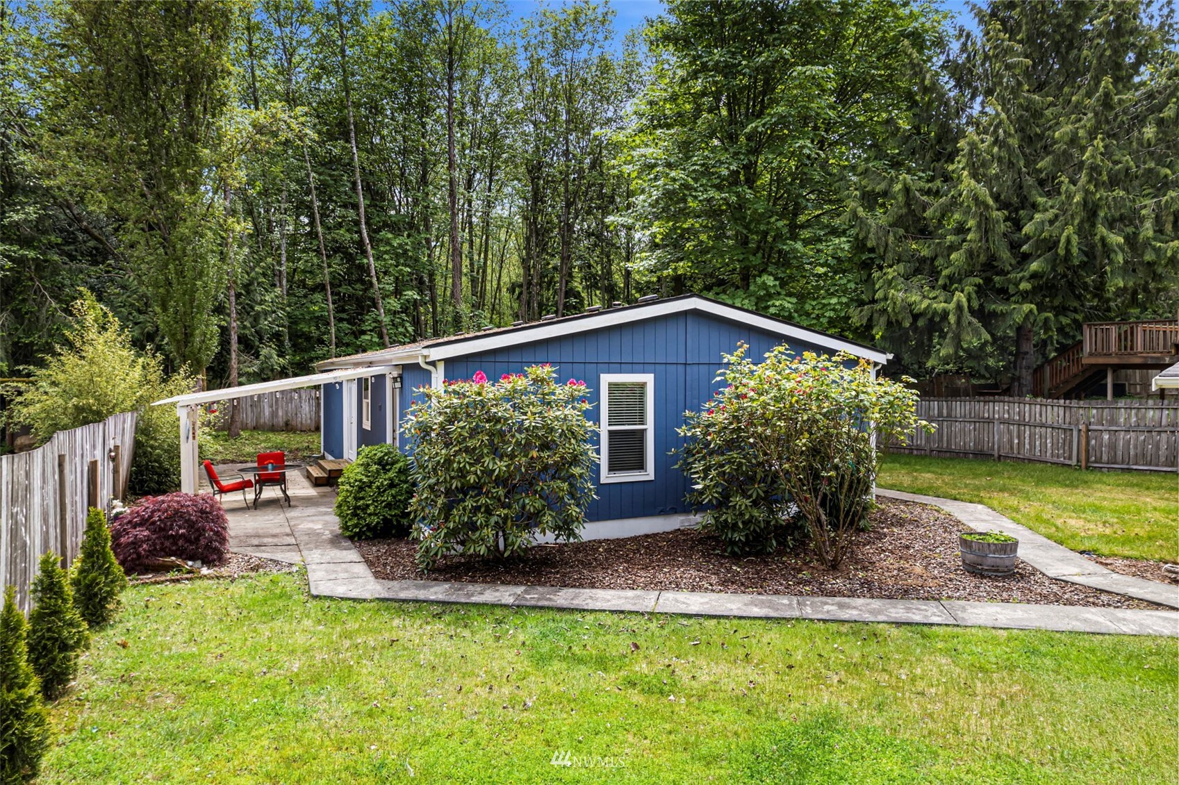Property Photo: 8305 NE Beachwood Avenue WA 98370