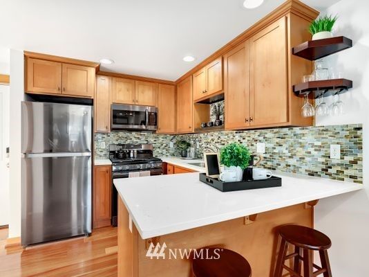 Property Photo: 9243 35th Avenue SW B WA 98126