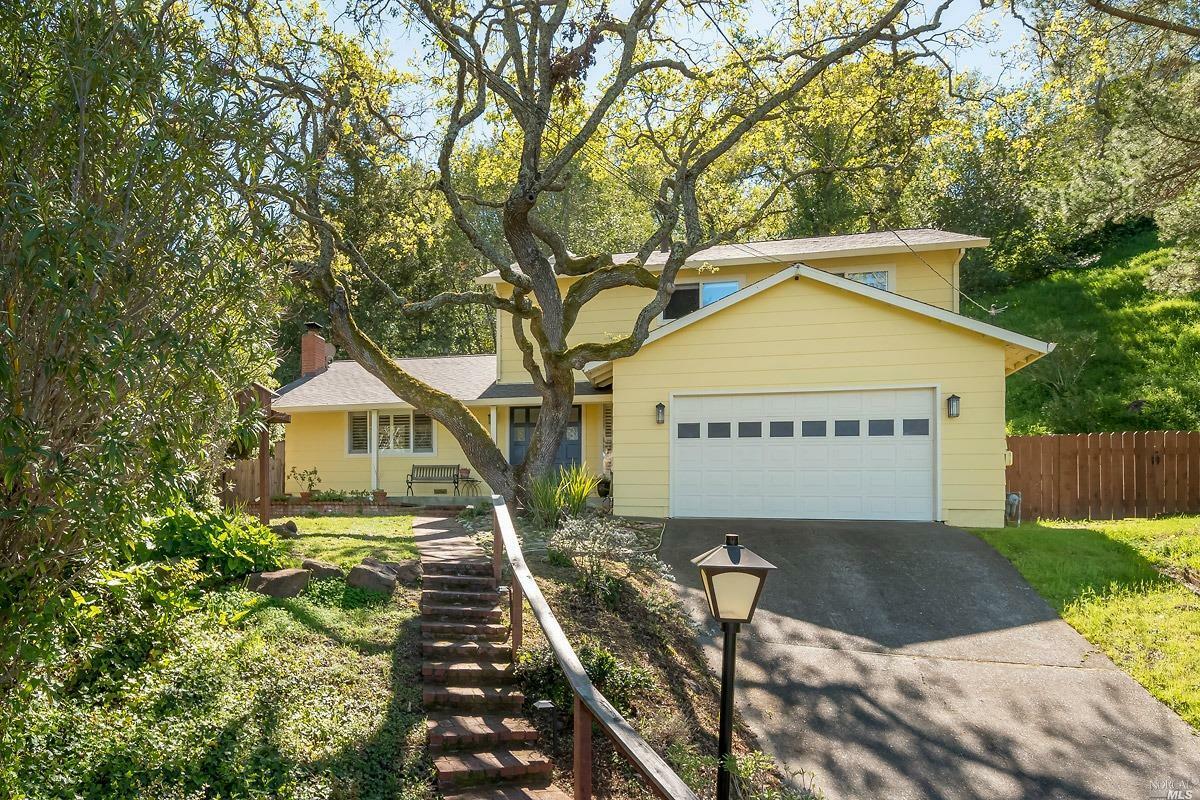 Property Photo: 8 Brown Court CA 94947