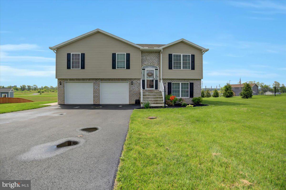 Property Photo: 51 Noble Drive PA 17257