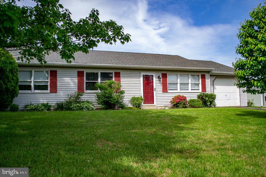 Property Photo: 265 Hanover Street PA 19508