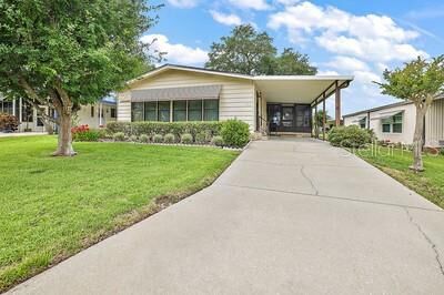 Property Photo:  711 Coachman Drive  FL 34748 