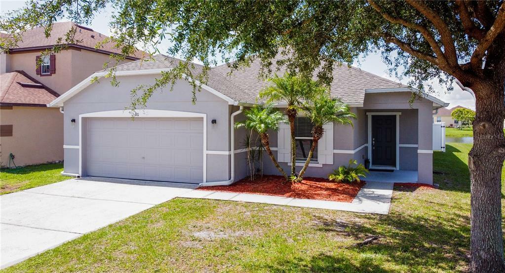 Property Photo: 1911 Kimlyn Circle FL 34758