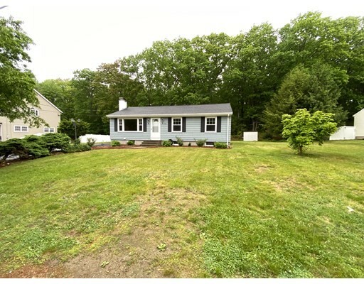 Property Photo: 86 Dorothy Ave MA 01520