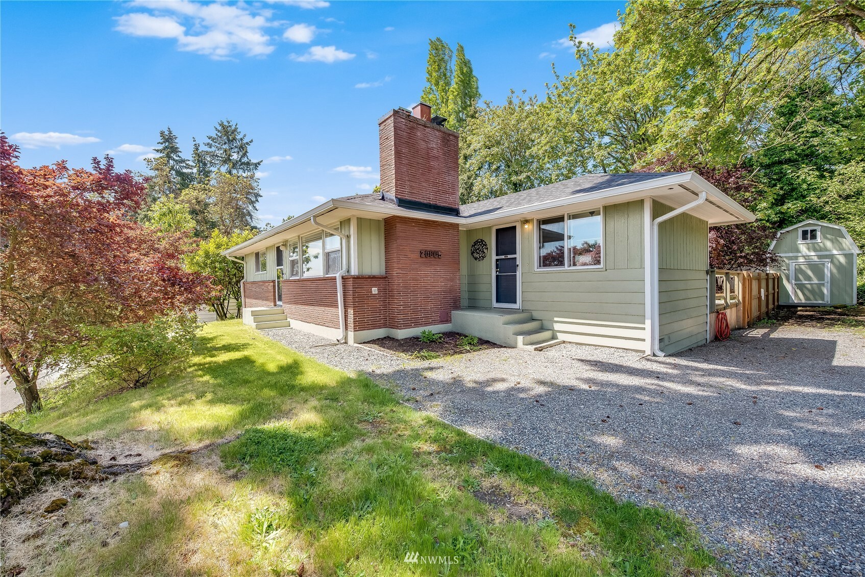Property Photo:  20805 10th Avenue S  WA 98198 