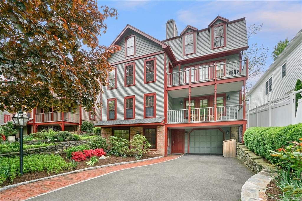 Property Photo:  49 Indian Harbor Drive 5  CT 06830 