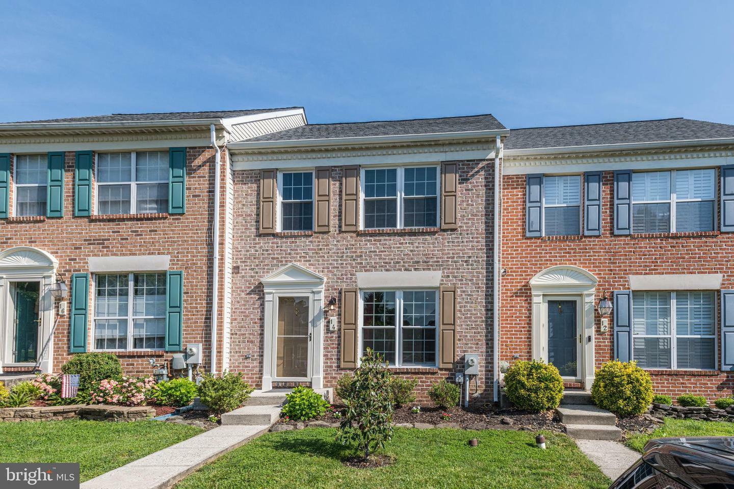 Property Photo: 14 White Pine Court MD 21030