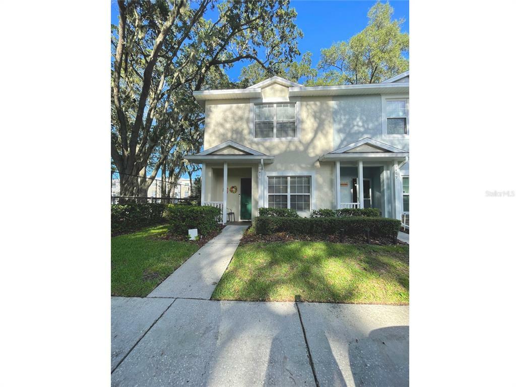 Property Photo: 3471 High Hampton Circle FL 33610
