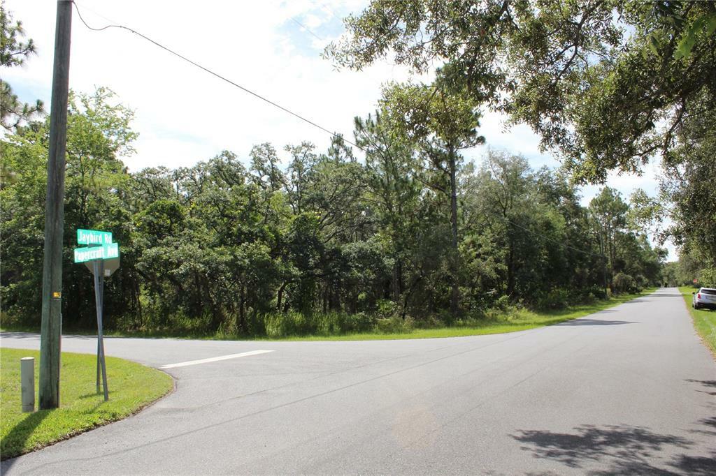 Property Photo: 12130 Jaybird Road FL 34614