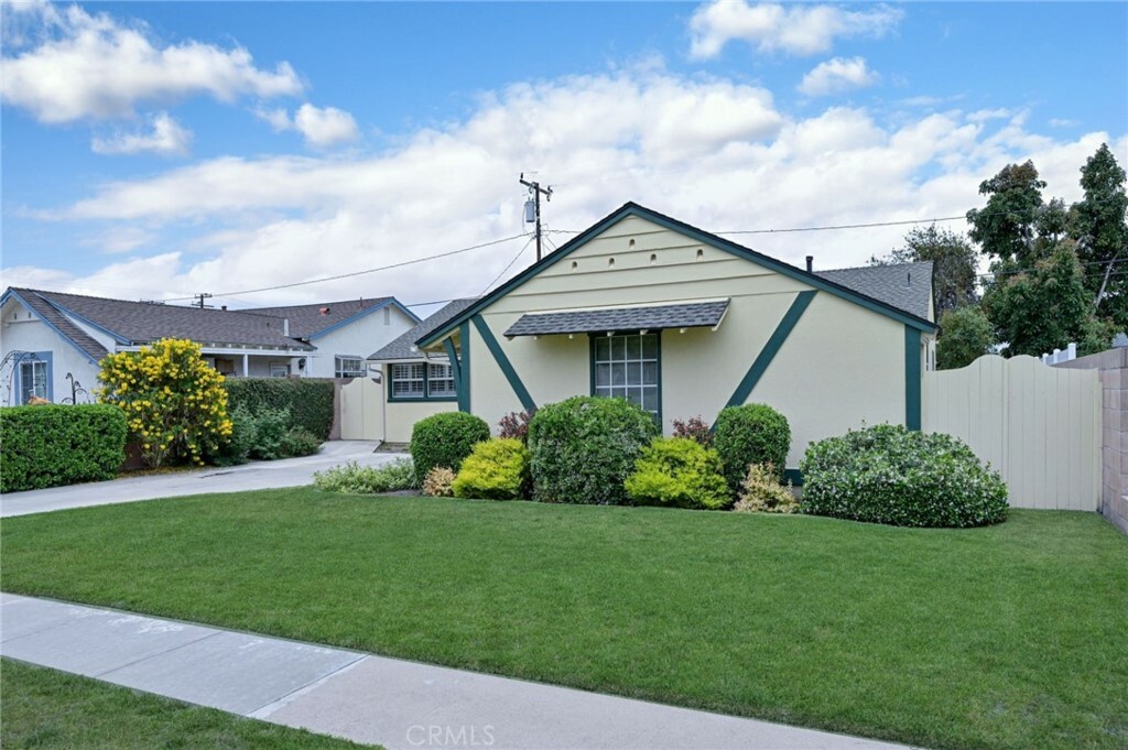 Property Photo:  8703 Harrison Way  CA 90620 