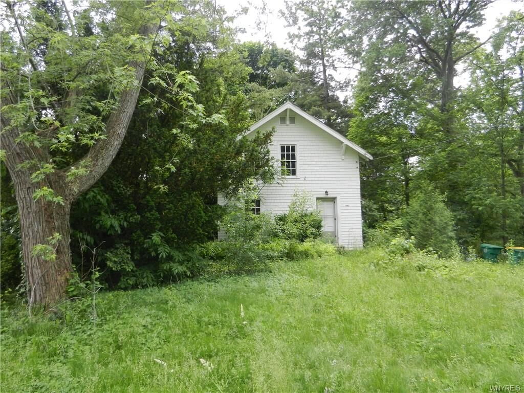 Property Photo:  4467 Little Pine Road  NY 14075