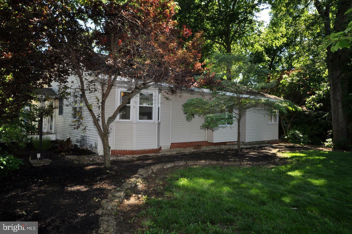 Property Photo:  611 Delanco Road  NJ 08010 