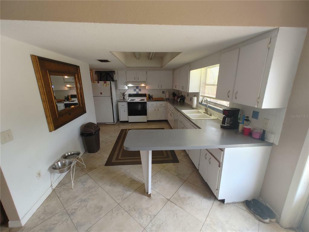 Property Photo:  4510 9th Street W  FL 34207 