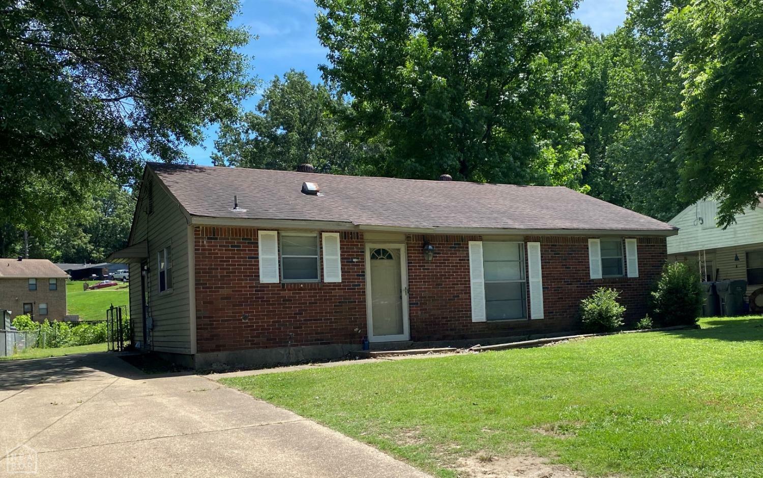 Property Photo: 1837 Rosemond Avenue AR 72401