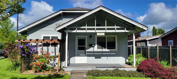 227 S Berry Street  Centralia WA 98531 photo