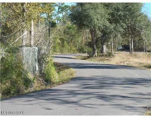 Property Photo:  2042 Mole Drive  MS 39520 