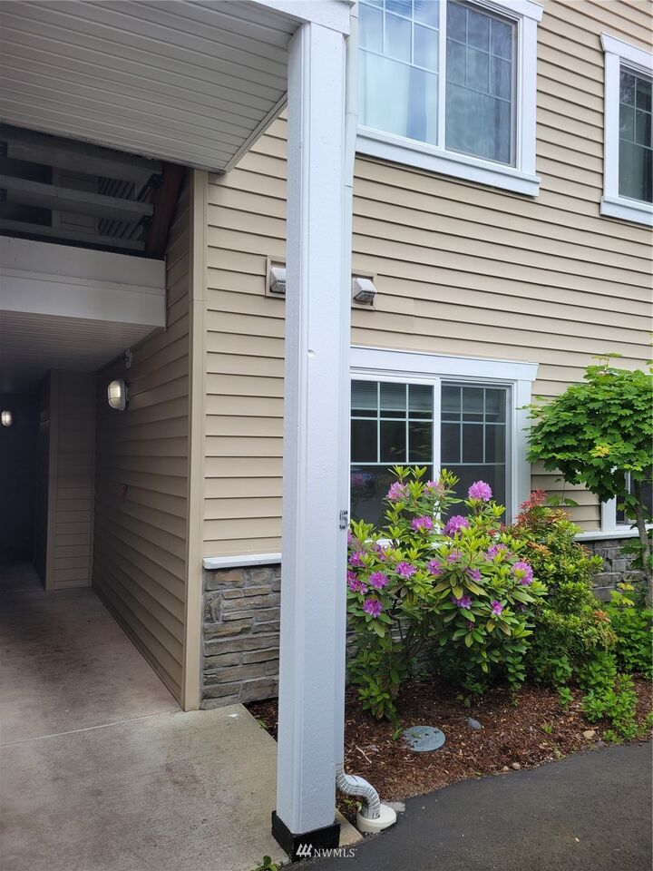 Property Photo:  13405 97th Avenue E 105  WA 98373 
