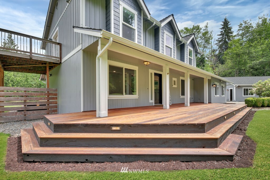 Property Photo: 26618 SE 230th Street WA 98038