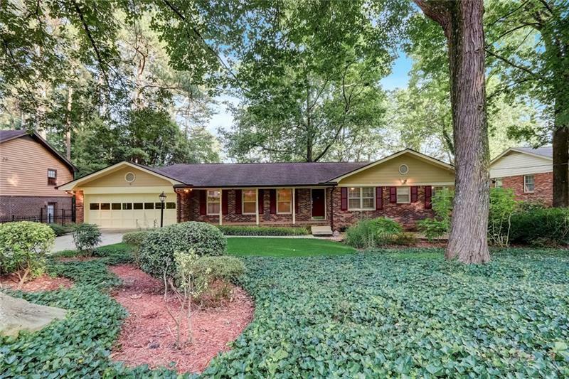 Property Photo: 5228 Santee Street GA 30087