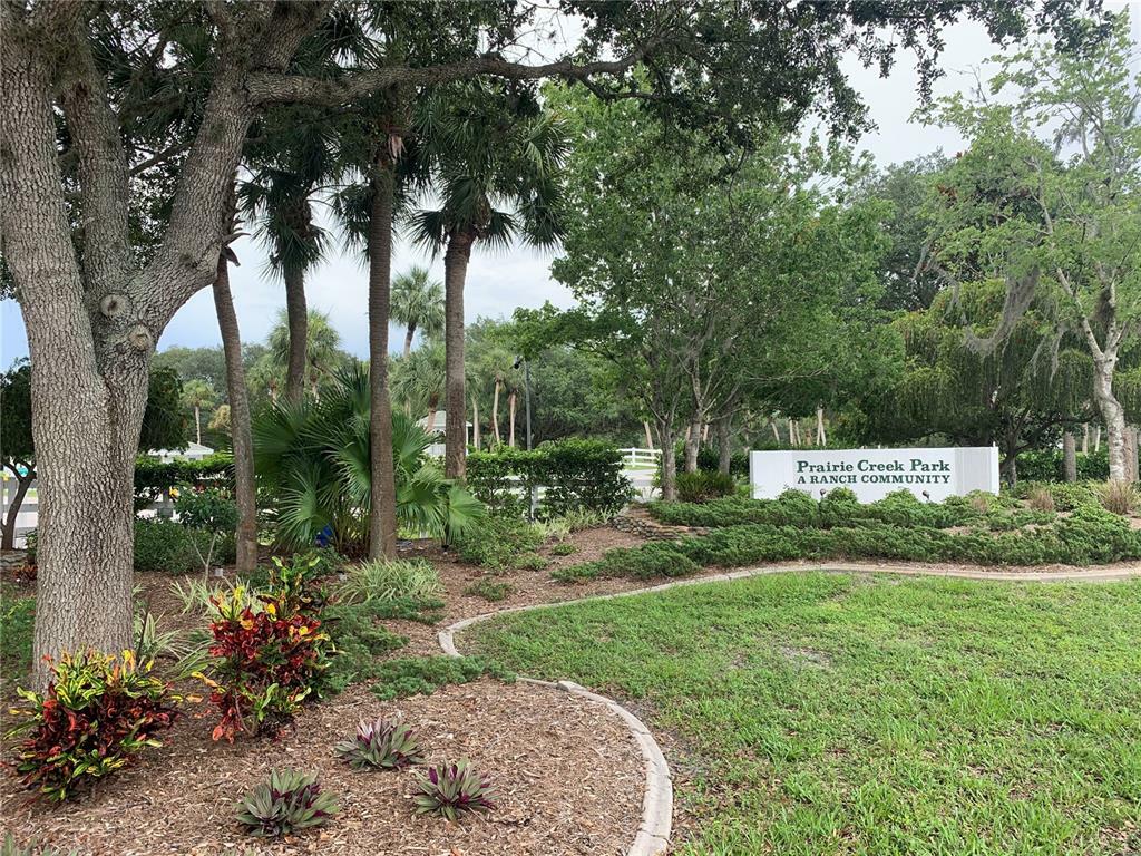 Property Photo: 17800 Prairie Creek Boulevard FL 33982