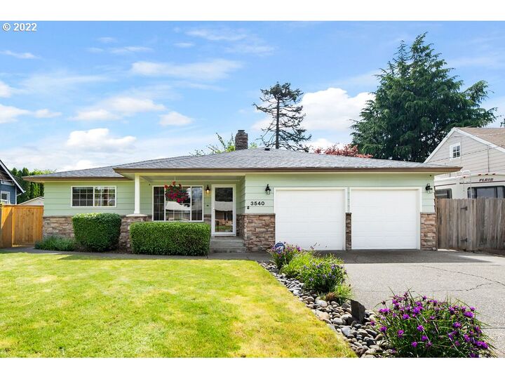 3540 SE 160th Ave  Portland OR 97236 photo
