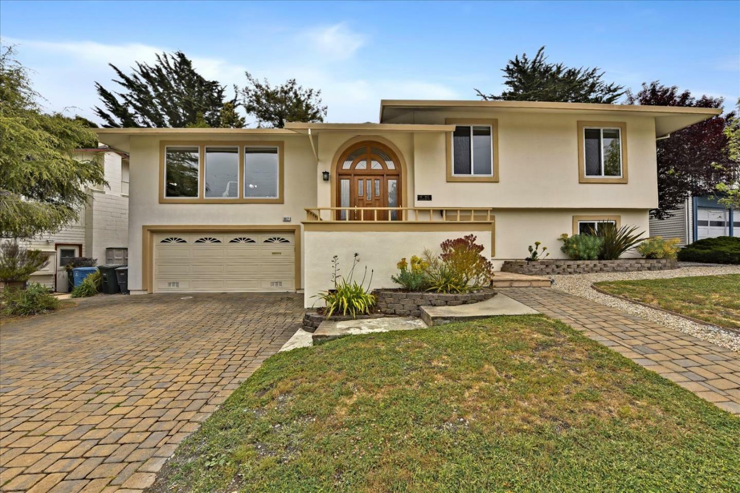 Property Photo:  962 Park Pacifica Avenue  CA 94044 