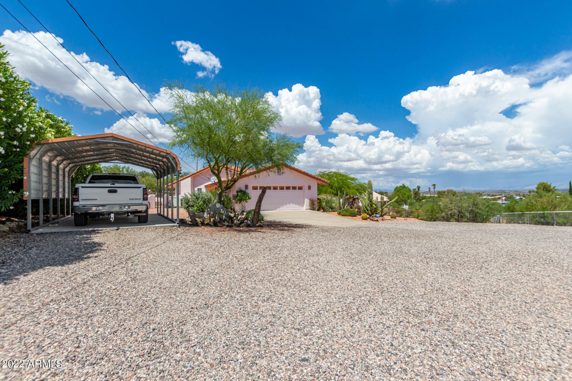 Property Photo:  970 S Yaqui Drive  AZ 85390 