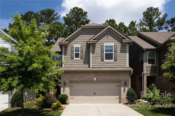 15334 Scholastic Drive  Charlotte NC 28277 photo