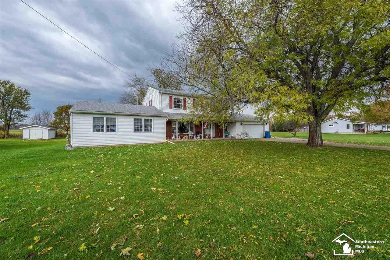 Property Photo:  6909 W Dunbar  MI 48161-9036 