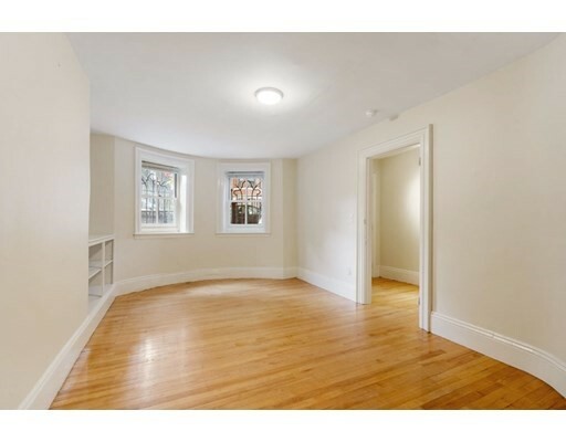 Property Photo: 135 Warren Avenue 1 MA 02116