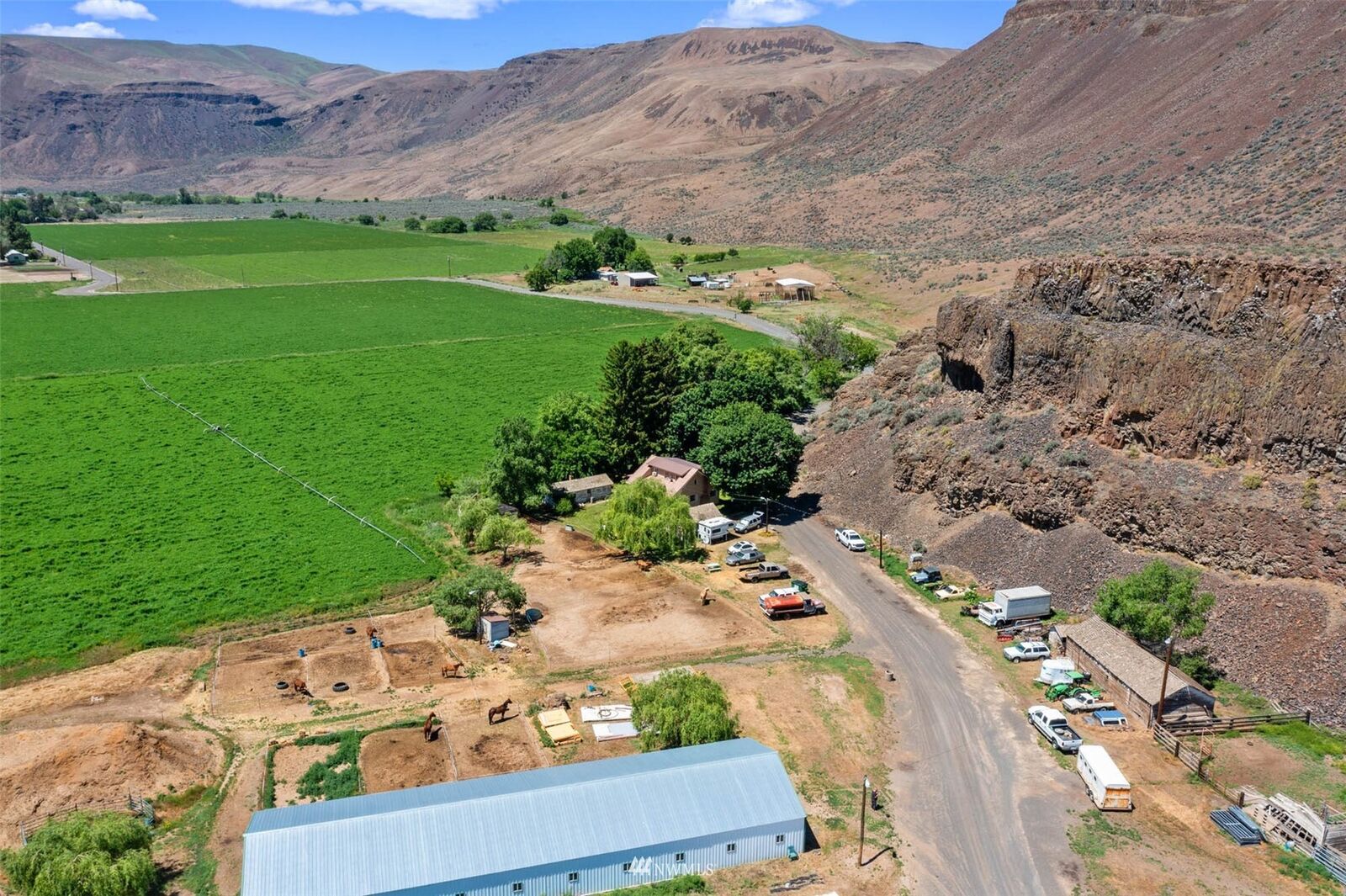 Property Photo: 116 Wagon Rd WA 98845