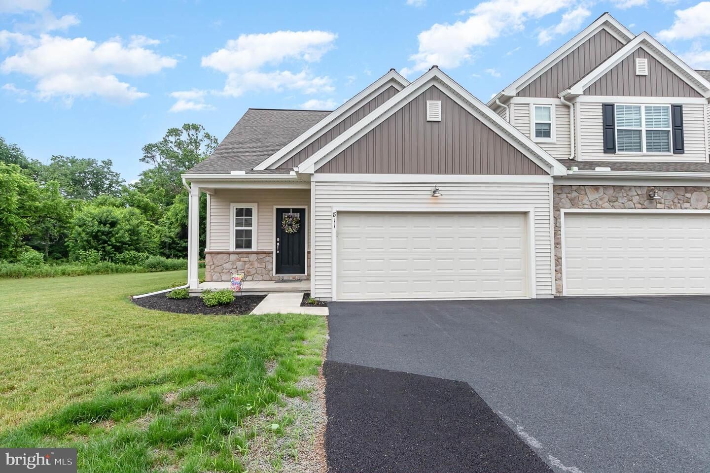 Property Photo:  811 Anthony Drive  PA 17111 