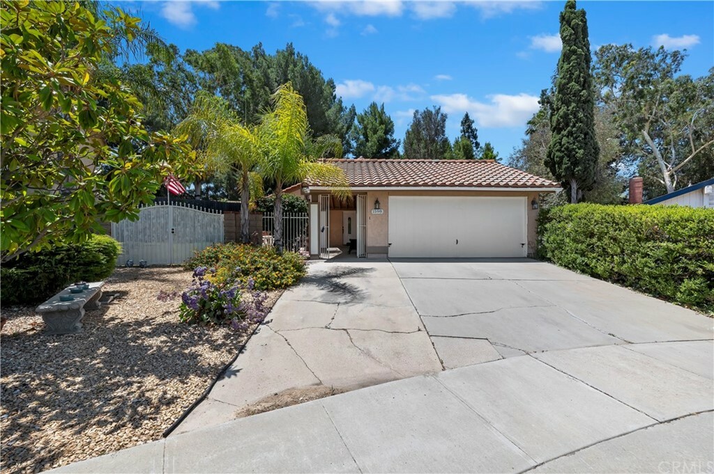 Property Photo:  1598 Camelot Drive  CA 92882 