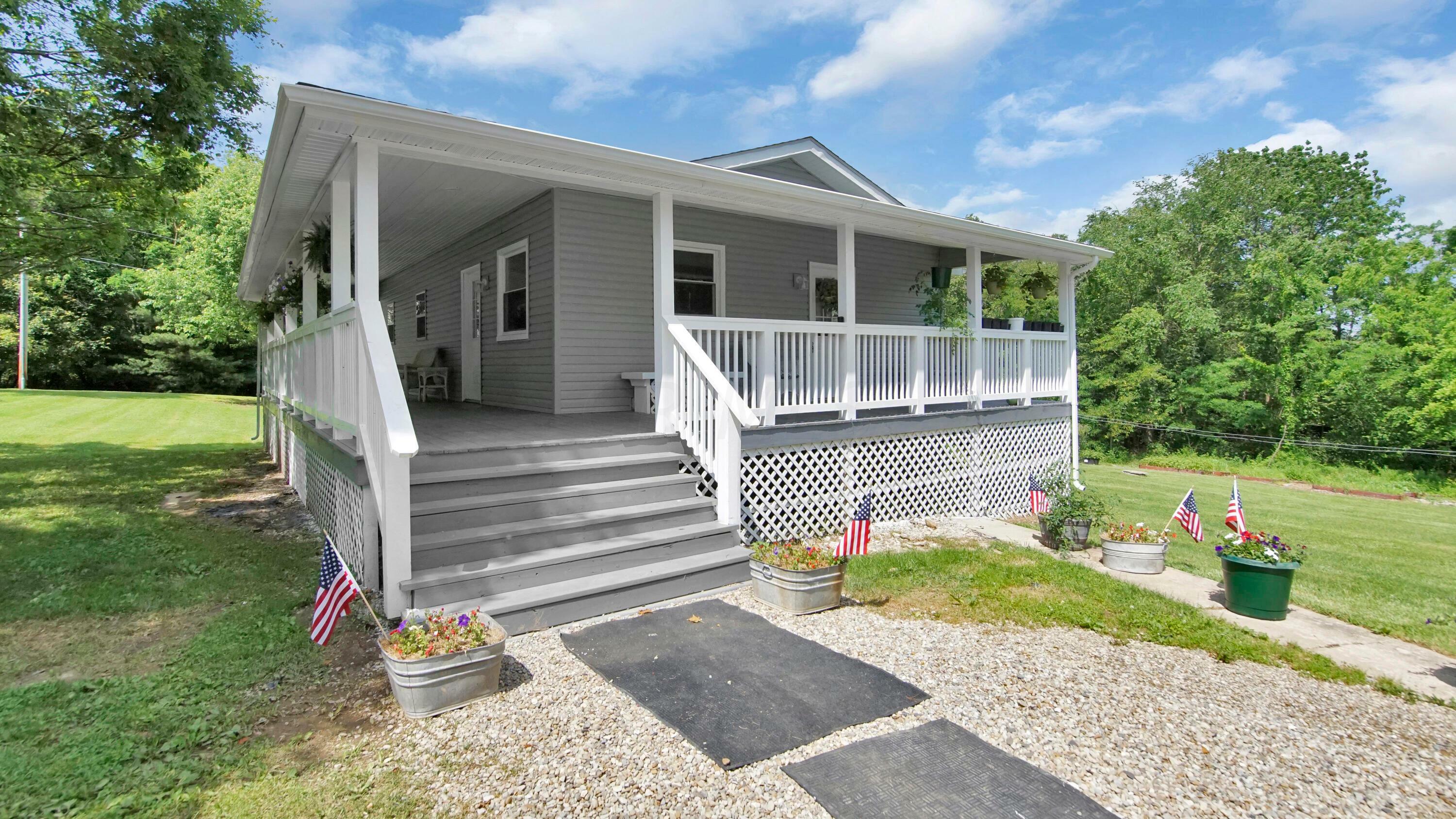 Property Photo: 11094 Ridenour Road OH 43076