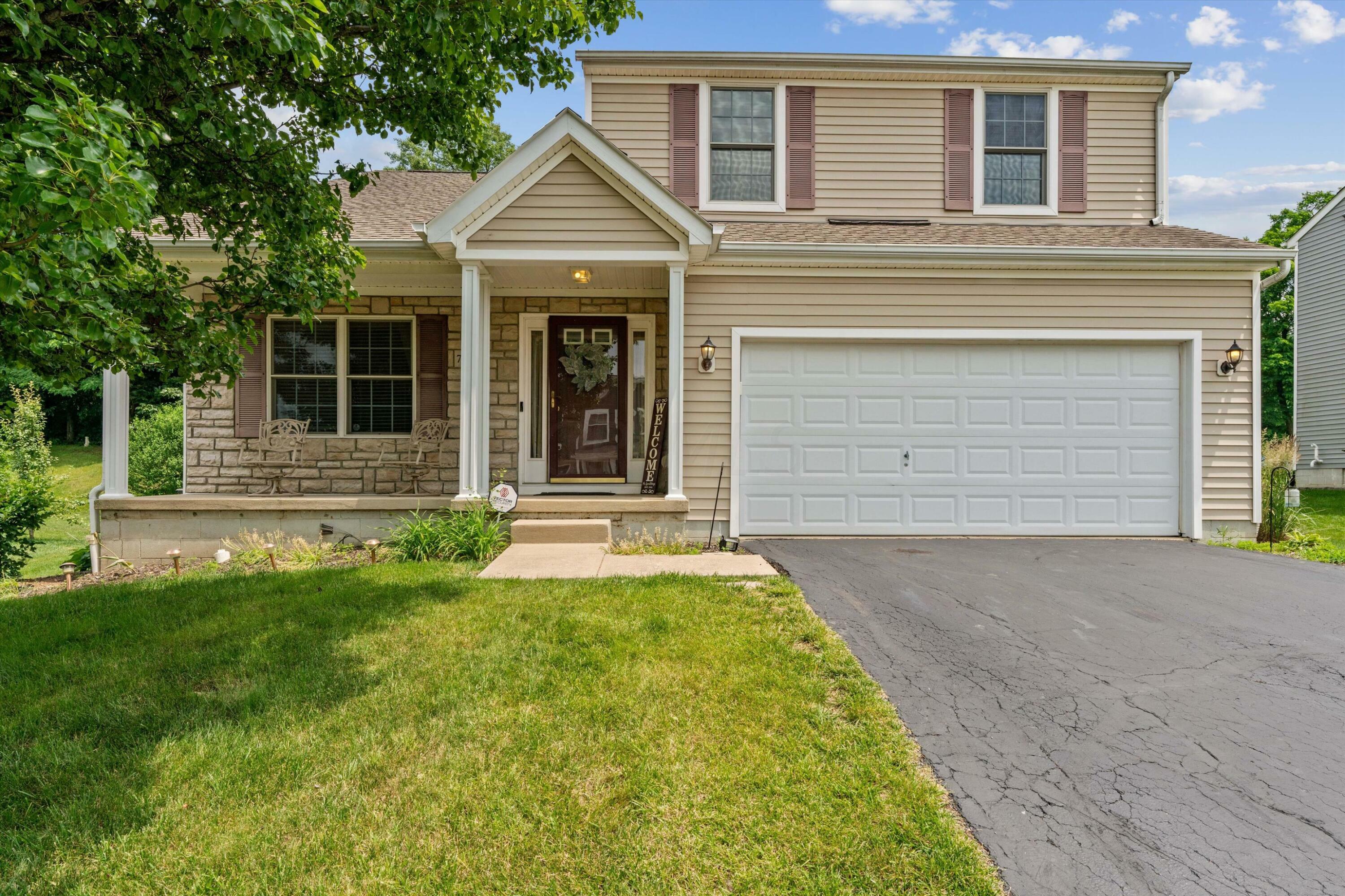 Property Photo: 7832 Ashstone Court OH 43110