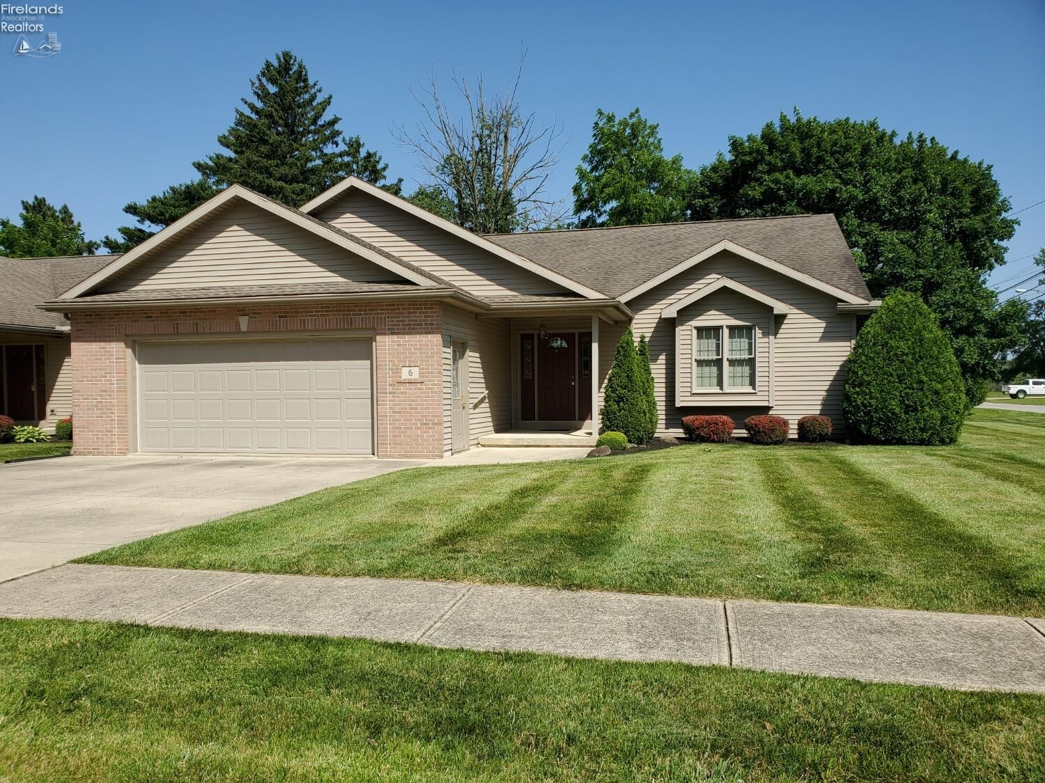 Property Photo:  6 Kennat Boulevard  OH 44883 