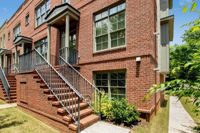 Property Photo: 1223 Virginia Park Drive NE GA 30306