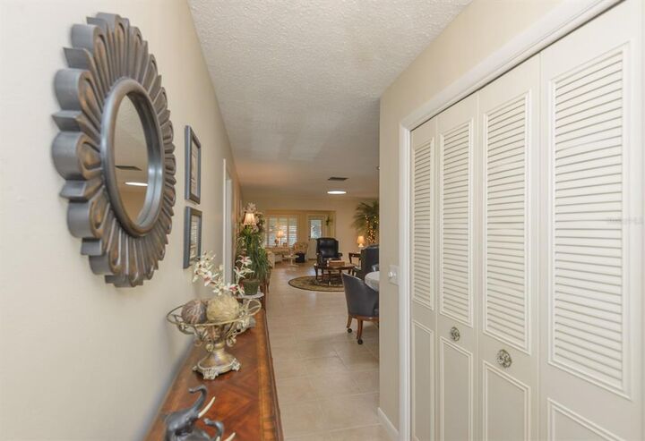Property Photo:  1669 S Lake Avenue 3  FL 33756 