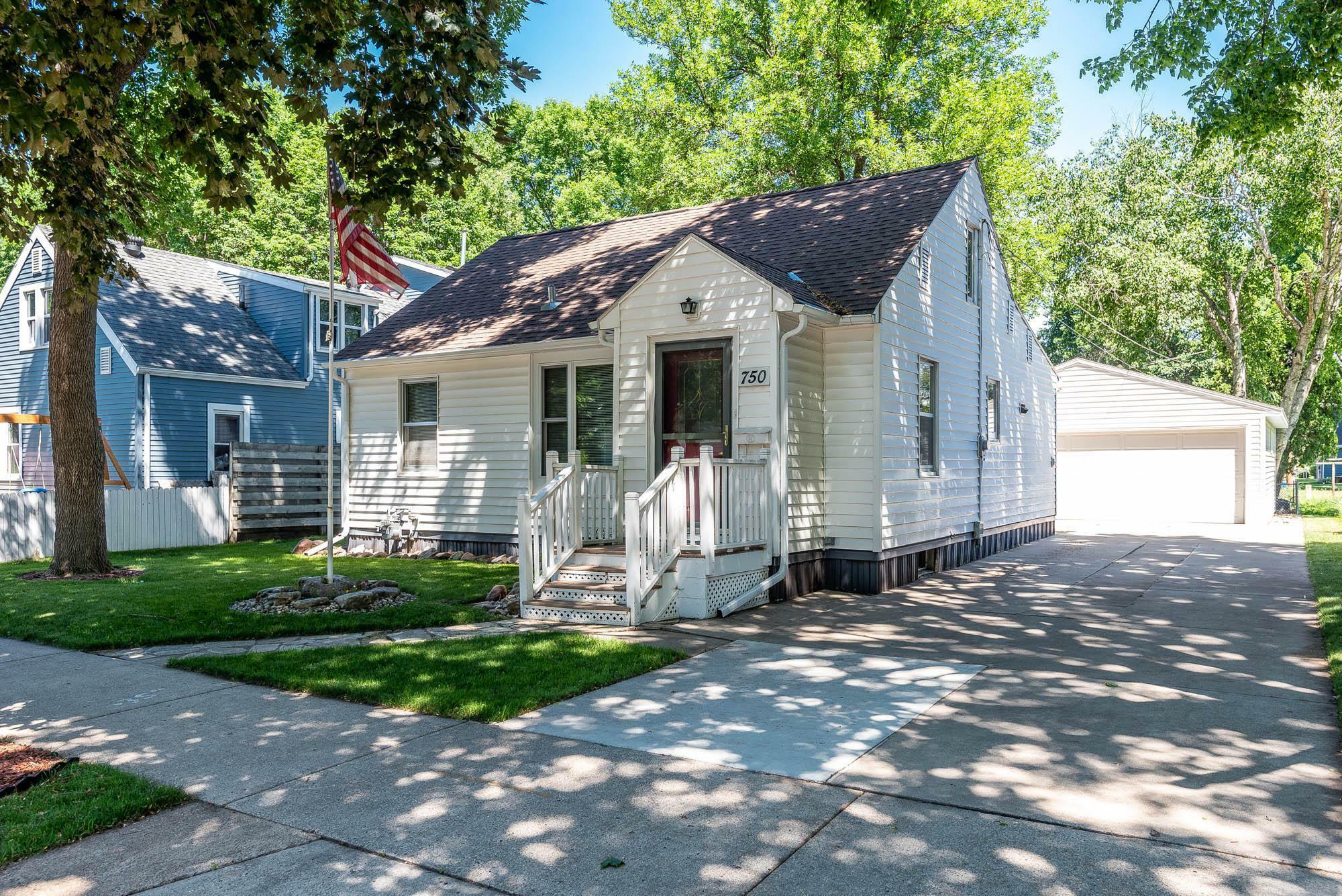 Property Photo: 750 South Avenue MN 56003
