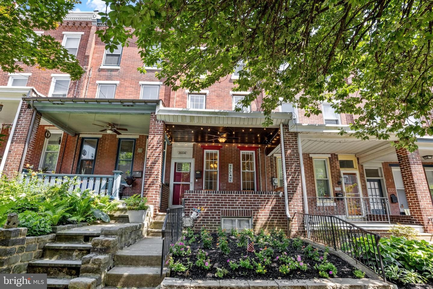 Property Photo:  3554 New Queen Street  PA 19129 