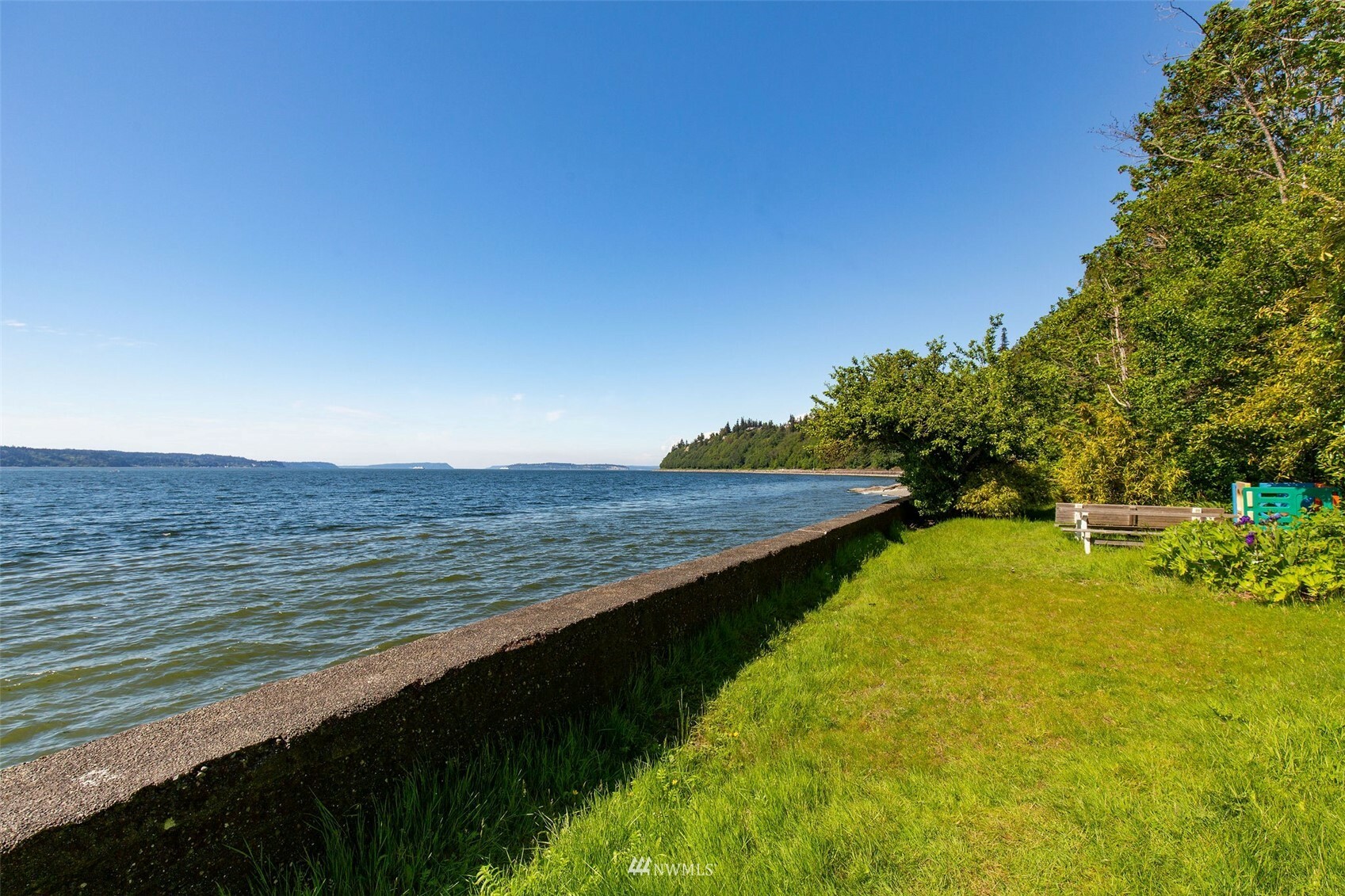 Property Photo: 8530 Naketa Beach Road WA 98275