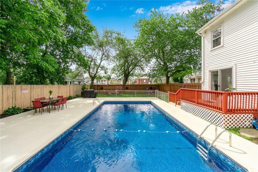 Property Photo: 15 Warwick Rd RI 02861