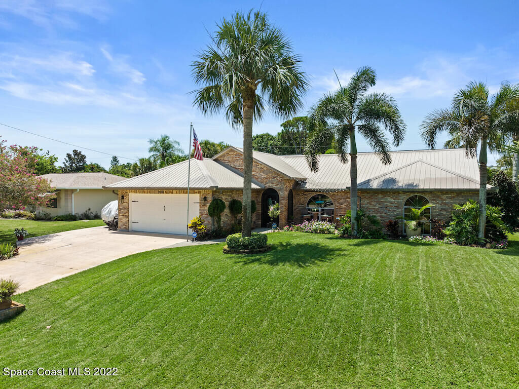 Property Photo:  266 Zane Avenue  FL 32958 