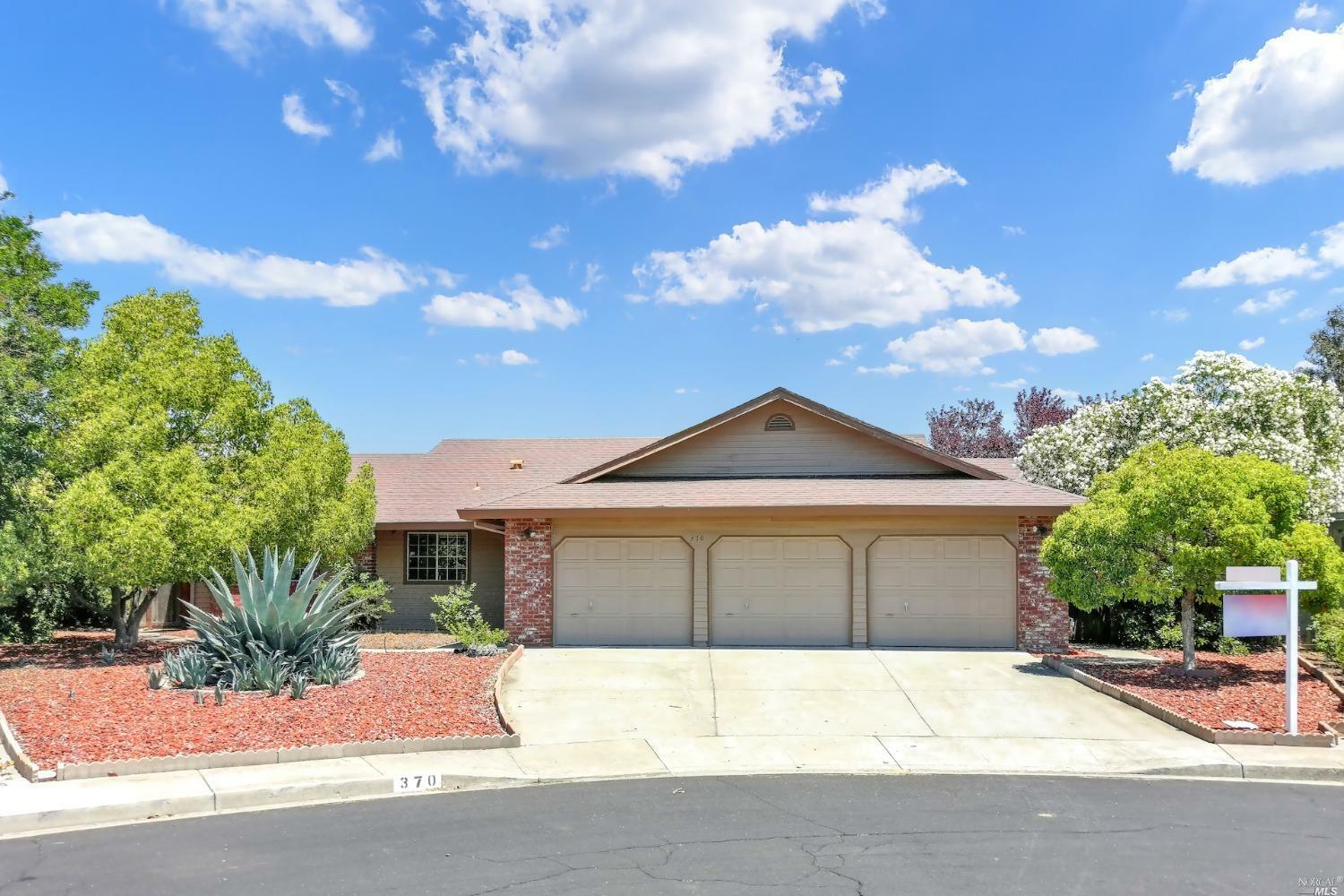 Property Photo: 370 White Sands Drive CA 95687