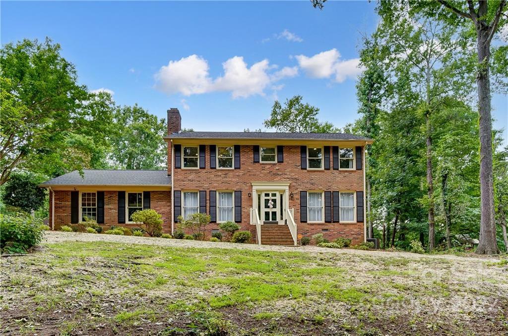 Property Photo:  1560 Chatham Court NW  NC 28027 