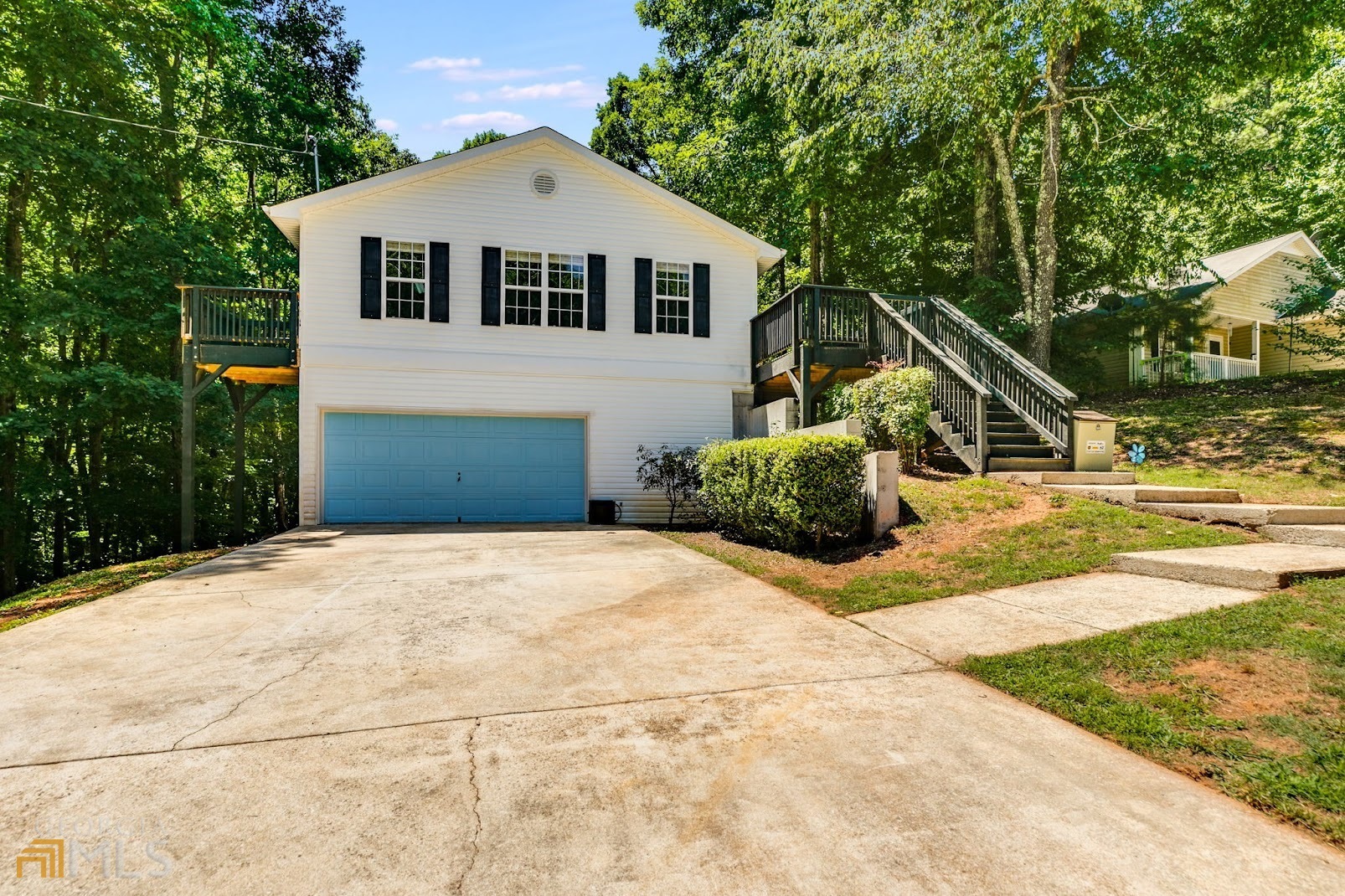 Property Photo: 163 Thompson Hill Overlook Drive GA 30185
