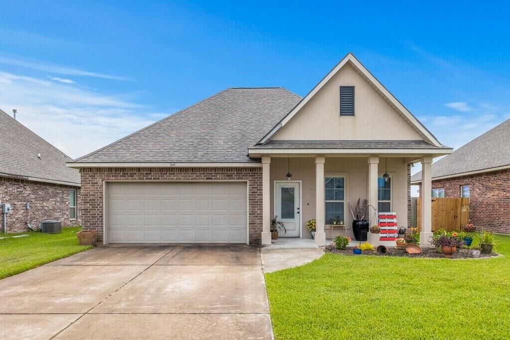 Property Photo:  245 Long Hill Drive  LA 70665 