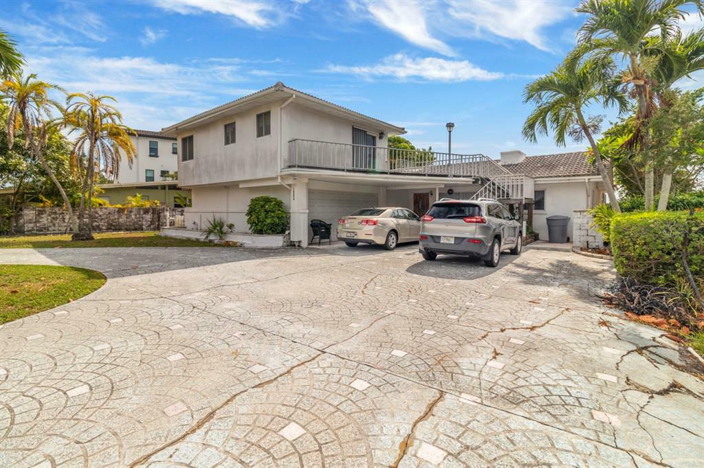 Property Photo: 10304 Paradise Boulevard FL 33706