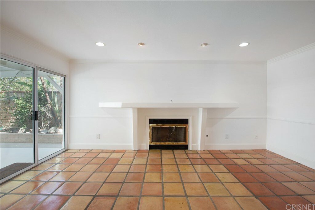 Property Photo:  10355 Glade Avenue  CA 91311 